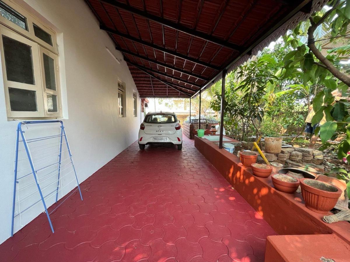 Gayatri Homestay Ratnāgiri Exterior foto